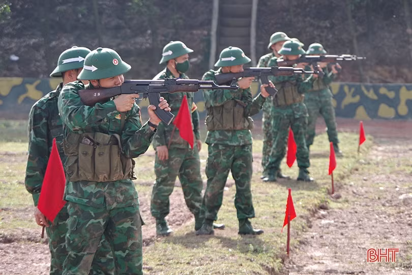 Chiến sỹ mới BĐBP Hà Tĩnh tự tin hoàn thành “3 tiếng nổ”
