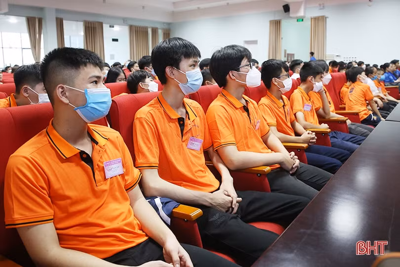 Trao 57 giải thưởng tại Hội thi Tin học trẻ tỉnh Hà Tĩnh năm 2022