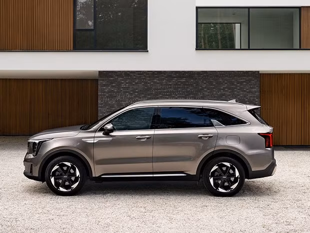 Kia Sorento 2024 ra mắt tại châu Âu, chờ về Việt Nam