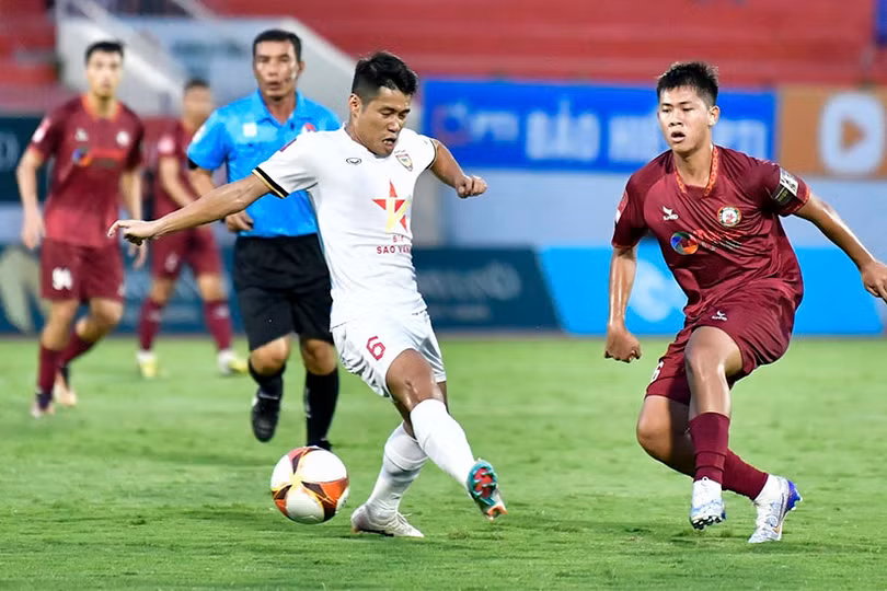 Hồng Lĩnh Hà Tĩnh vs Bình Định: Chủ nhà vượt khó!