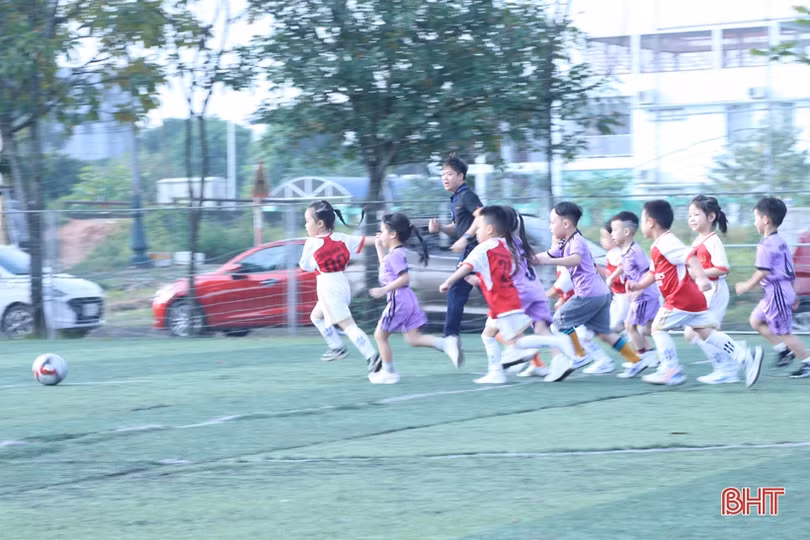 Sôi động giải thể thao “Trung Kiên Super Kids”