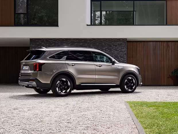 Kia Sorento 2024 ra mắt tại châu Âu, chờ về Việt Nam
