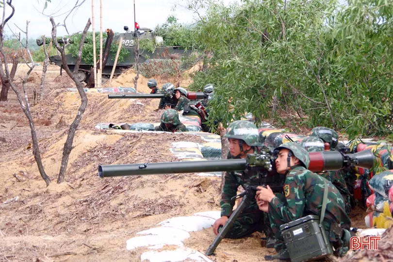 Sôi nổi phong trào thi đua quyết thắng trong lực lượng vũ trang 