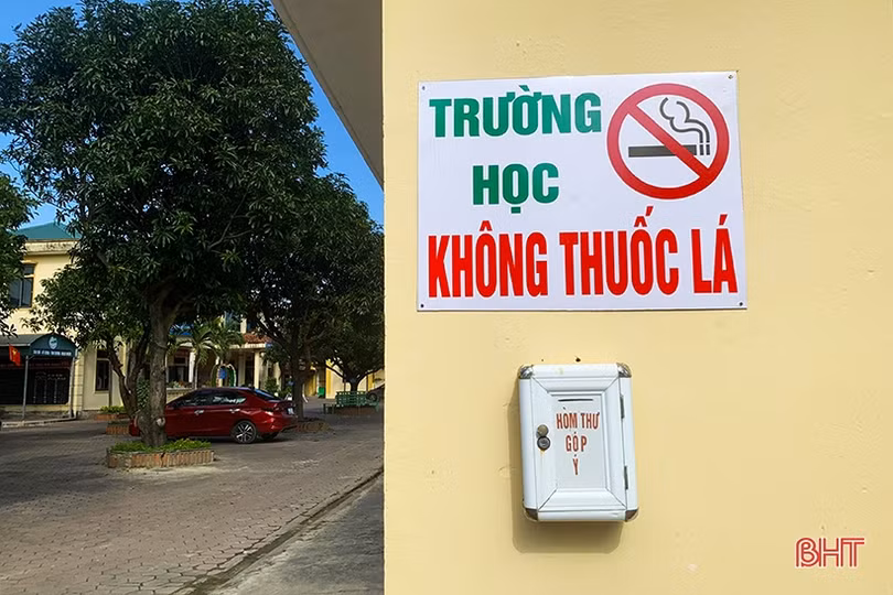 Trường THPT Lê Quảng Chí xây dựng trường học không khói thuốc