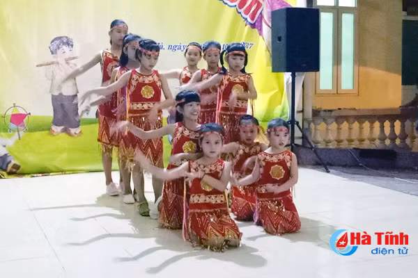 photo trung thu ron rang khap noi noi o ha tinh