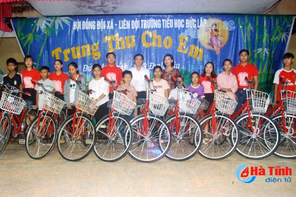 photo trung thu ron rang khap noi noi o ha tinh