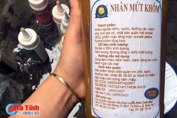 su dung phu gia het dat lam banh sinh nhat