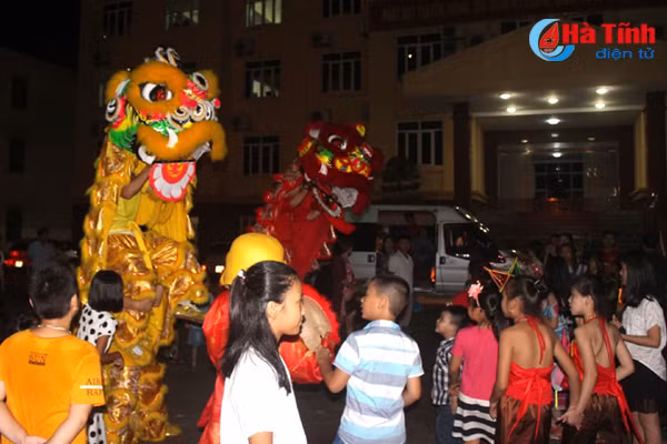 photo trung thu ron rang khap noi noi o ha tinh