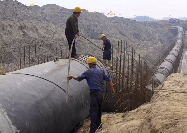 trung quoc chuyen 10 ti met khoi nuoc tu nam ra bac de cuu han