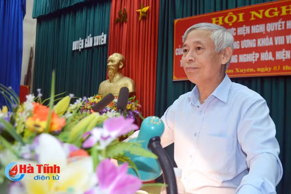 cam xuyen can chon khau trong tam cho chien luoc can bo