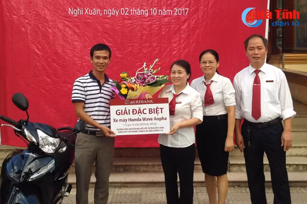 khach hang nghi xuan trung giai dac biet chuong trinh khuyen mai kieu hoi