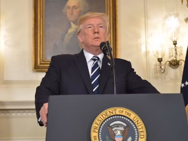 tong thong my trump luat kiem soat sung dan se duoc thao luan