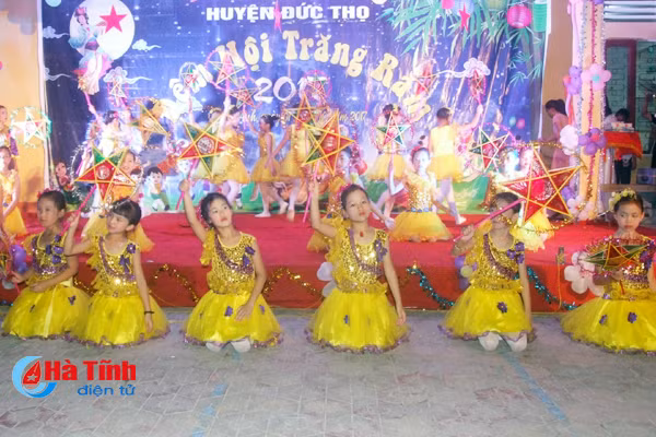 photo trung thu ron rang khap noi noi o ha tinh