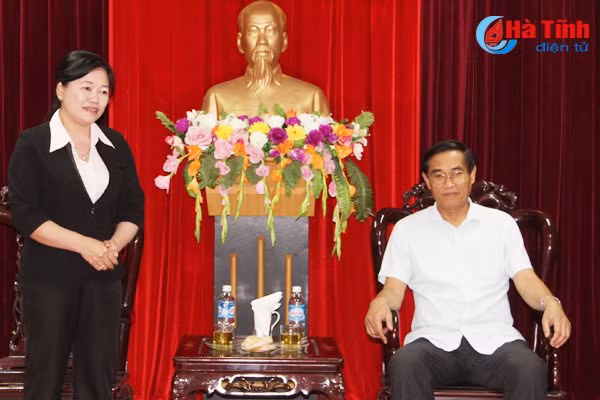 tinh binh duong ho tro ha tinh 1 ty dong khac phuc mua bao