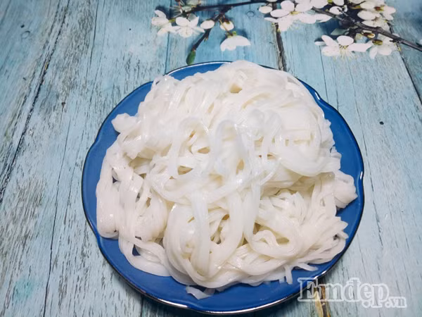 cuoi tuan khong com nau mon ngon dai ca nha
