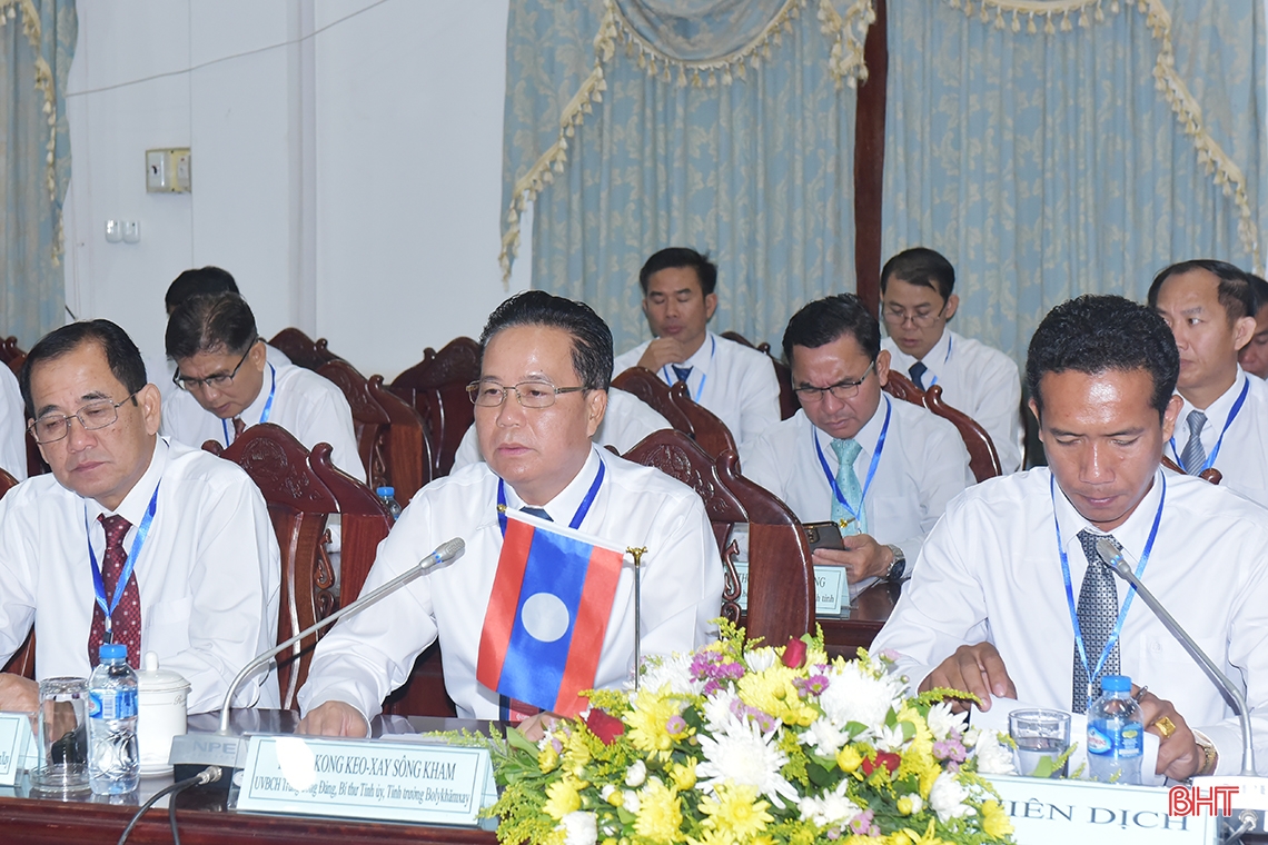 Hà Tĩnh và Bolikhămxay phấn đấu trở thành điển hình hợp tác hữu nghị, truyền thống Việt - Lào