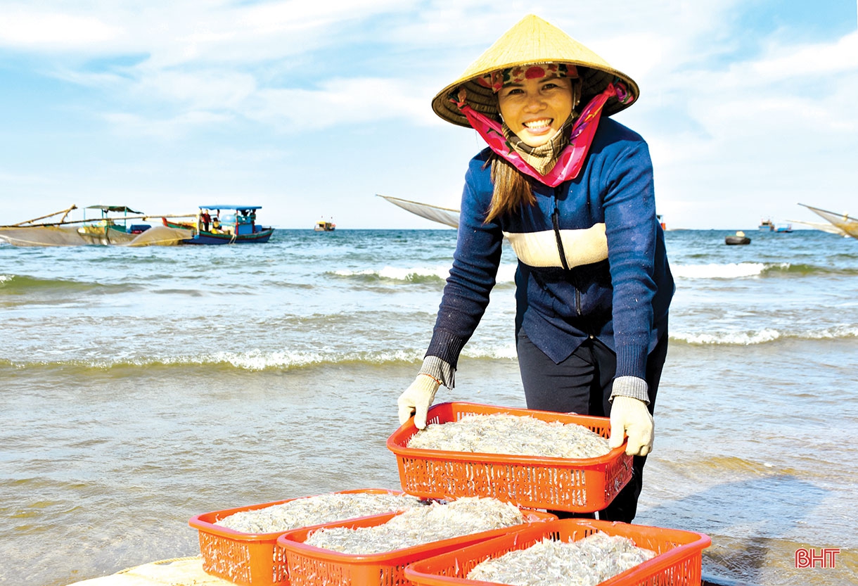 Hệ thống chính trị các cấp và mỗi người dân hãy chung sức, đồng lòng đưa nghị quyết của Đảng vào cuộc sống