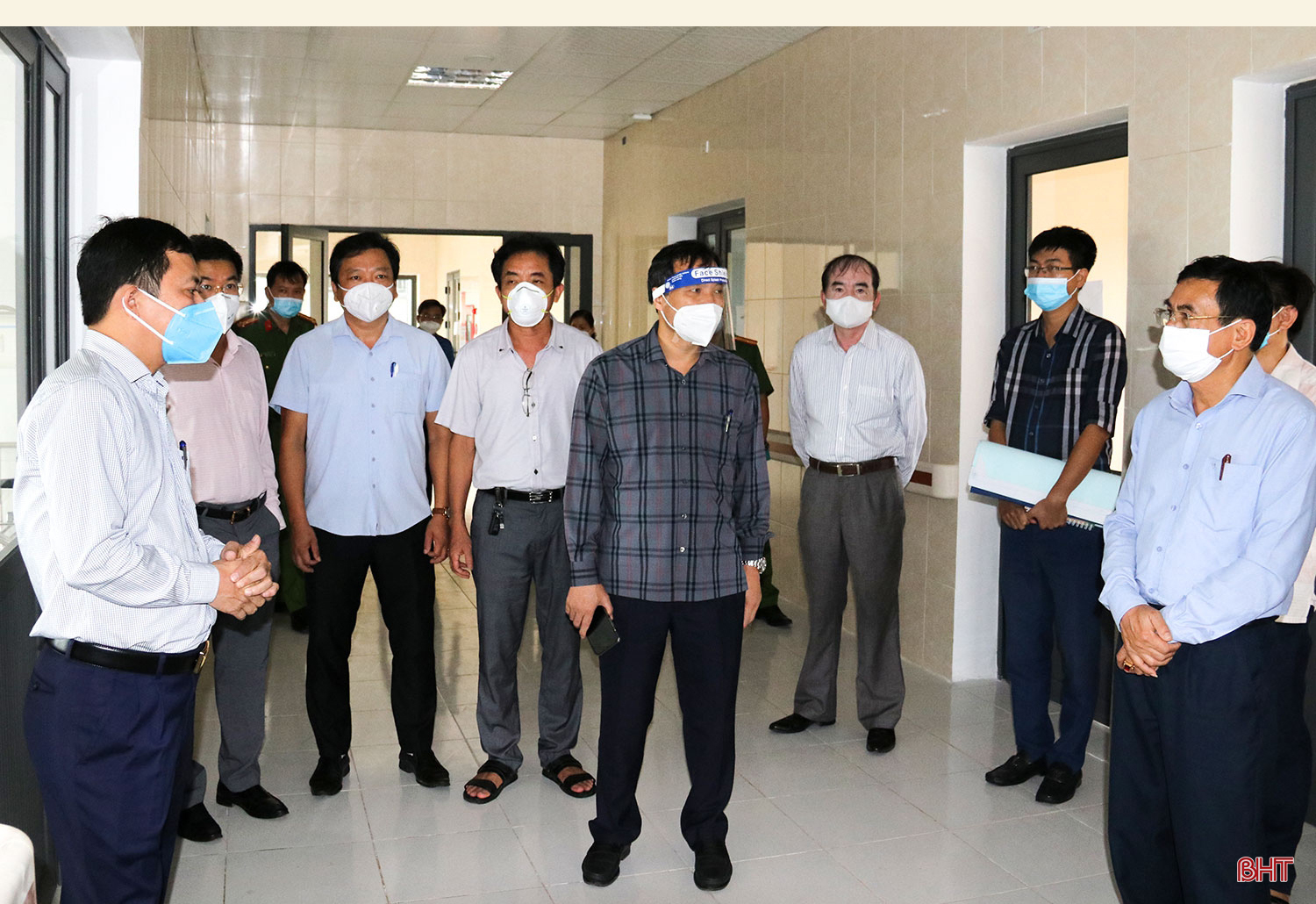 Đưa nghị quyết đại hội Đảng các cấp vào cuộc sống - “Quả ngọt” trong năm đầu gian khó (bài 2): Toàn Đảng, toàn dân đoàn kết phòng, chống dịch COVID-19