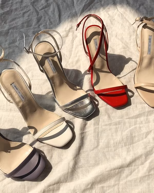 5 kiểu sandals được các tín đồ thời trang xứ Hàn yêu thích nhất mùa hè 2018