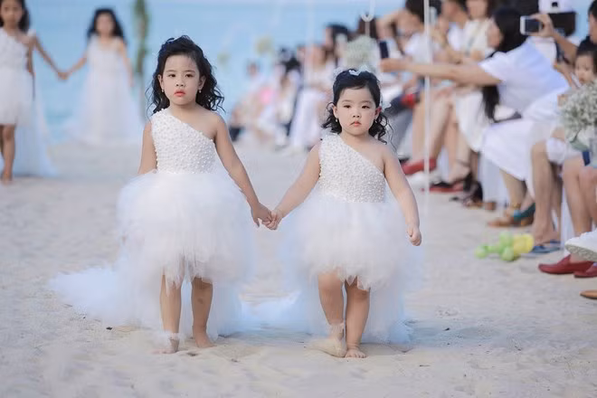 Những “Thiên thần” đầy ấn tượng của Tuần thời trang trẻ em Việt Nam