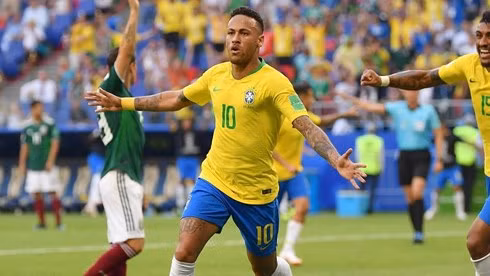 5 sao World Cup sẽ phá thế thống trị bóng vàng của Messi và Ronaldo