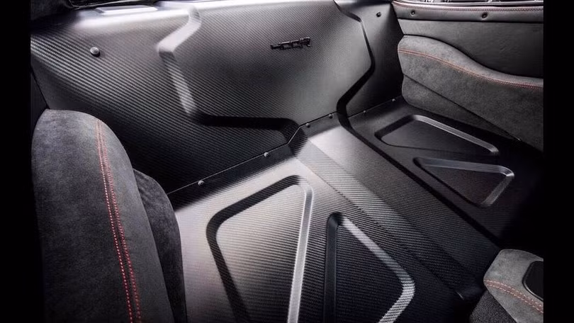 Cận cảnh Porsche 911 993 “giật mới”, thét giá 12,05 tỷ