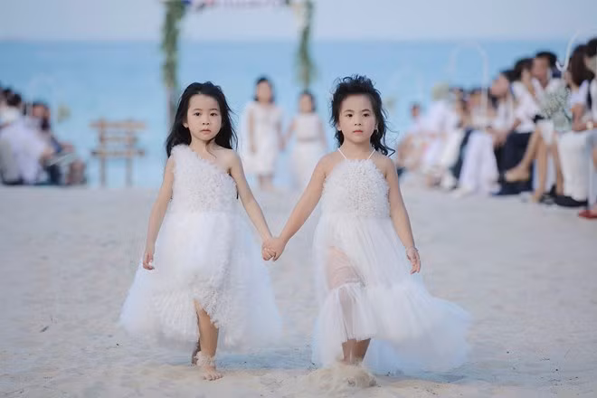 Những “Thiên thần” đầy ấn tượng của Tuần thời trang trẻ em Việt Nam