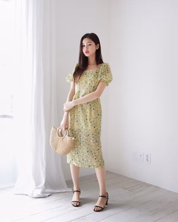 5 kiểu sandals được các tín đồ thời trang xứ Hàn yêu thích nhất mùa hè 2018