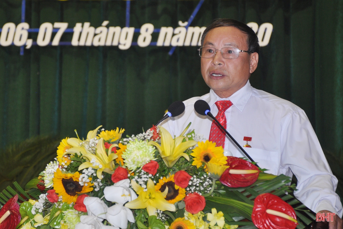 Đồng chí Lê Ngọc Huấn được bầu giữ chức Bí thư Huyện ủy Hương Khê nhiệm kỳ 2020 - 2025