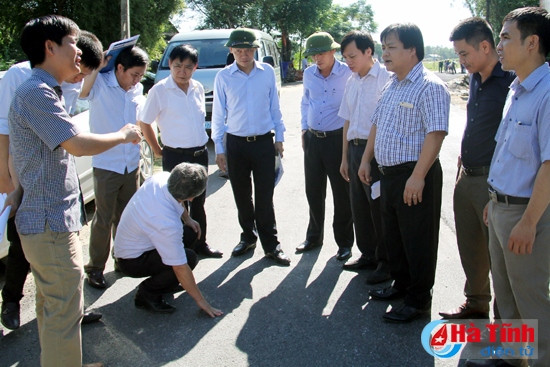 Sớm hoàn thành duy tu các tuyến đường bằng nguồn vốn bảo trì đường bộ ảnh 1