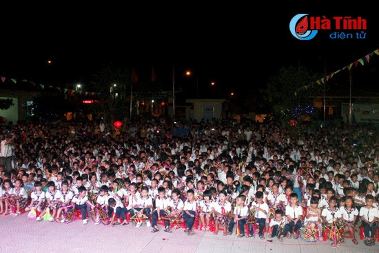 Đêm trăng Trung thu trên vùng tái định cư Kỳ Anh ảnh 11