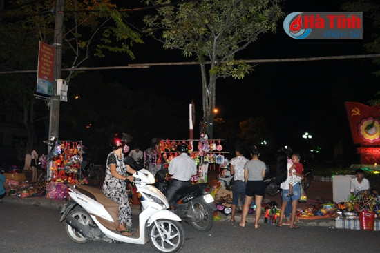 Đêm Trung thu có ngàn ông trăng… ! ảnh 6