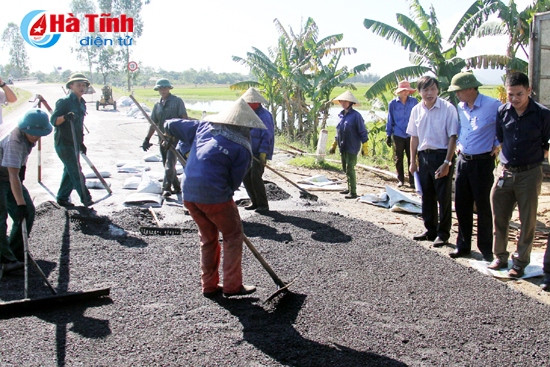 Sớm hoàn thành duy tu các tuyến đường bằng nguồn vốn bảo trì đường bộ ảnh 2