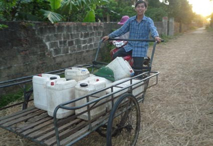 "Nước máy" đây, mua mau kẻo hết!