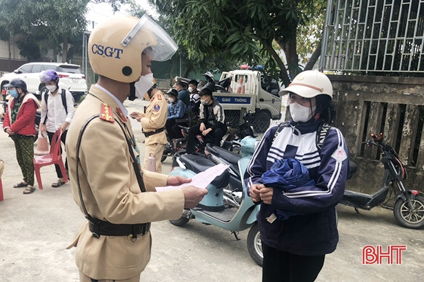 Xử lý 25 trường hợp học sinh vi phạm pháp luật giao thông ở Thạch Hà
