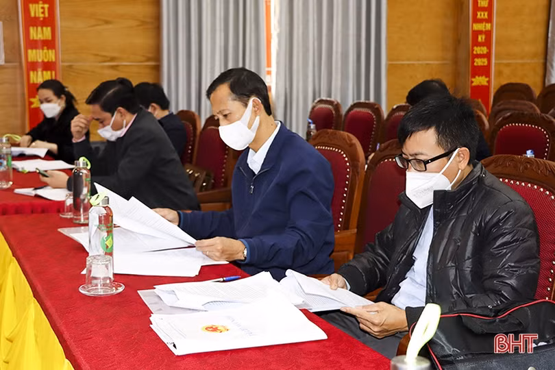 Cấp ủy, chính quyền huyện Đức Thọ tổ chức đối thoại với Nhân dân