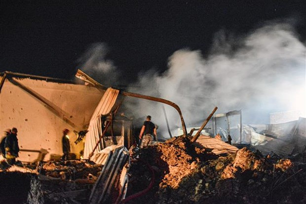 Mỹ, Anh bắn hạ máy bay không người lái, Israel không kích ở Syria hình ảnh 1 Mỹ, Anh bắn hạ máy bay không người lái, Israel không kích ở Syria