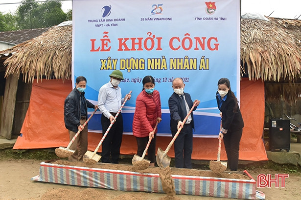 Chương trình “#Thank you, VietNam!” hỗ trợ nhà nhân ái cho người nghèo Hà Tĩnh