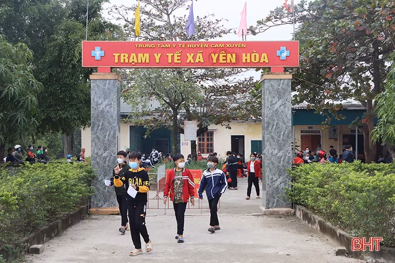 Các địa phương Hà Tĩnh tiếp tục tiêm vắc-xin phòng COVID-19 cho người từ 12 đến dưới 18 tuổi