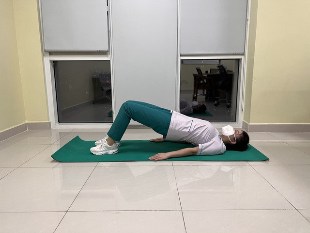 10 bài tập cho người đang cách ly tại nhà mùa dịch COVID-19