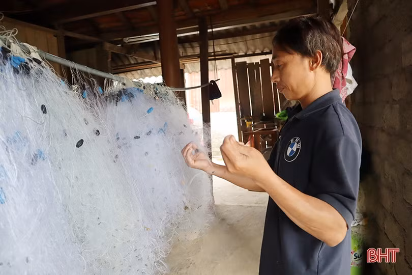 Làng chài đã “an cư” nhưng chưa thể “lạc nghiệp” bên dòng sông Ngàn Phố