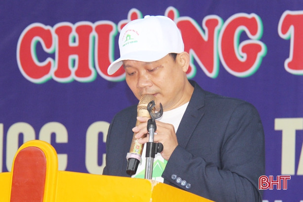 Học sinh tiểu học ở Hà Tĩnh học cách sử dụng điện tiết kiệm, hiệu quả