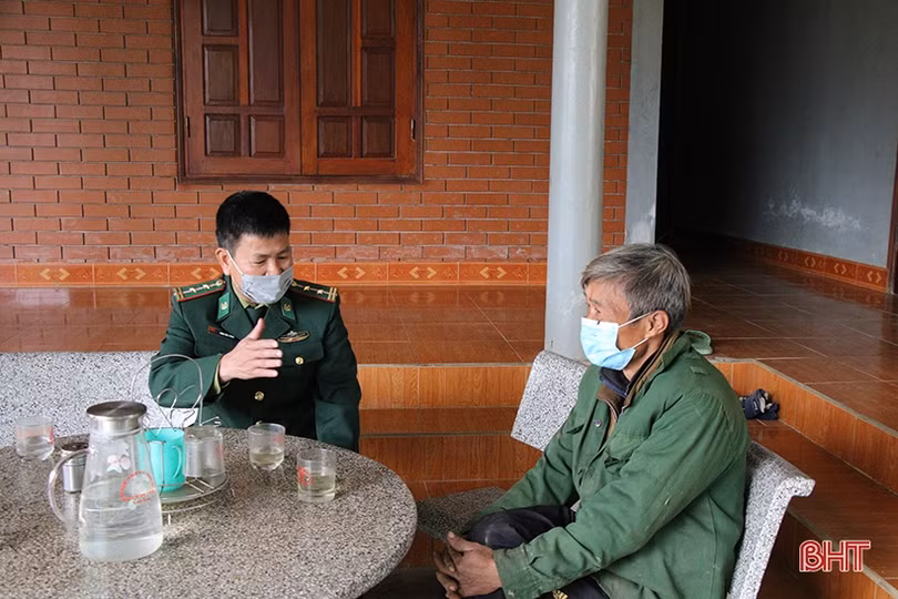 Người lính biên phòng Hà Tĩnh gần 30 năm góp sức xây dựng thế trận lòng dân