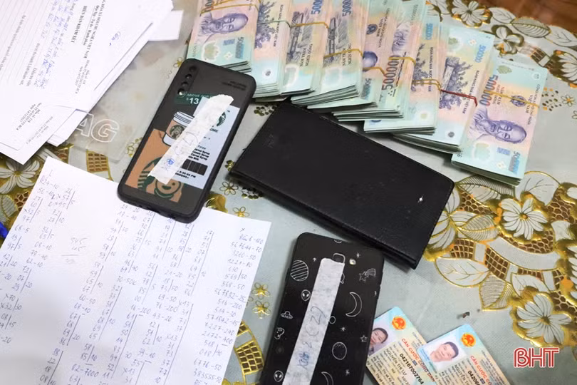 Hà Tĩnh: Khởi tố 26 đối tượng đánh bạc bằng hình thức lô đề quy mô lớn