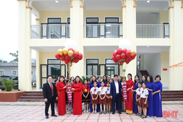 Agribank Chi nhánh Hà Tĩnh bàn giao công trình trường học 7,5 tỷ đồng 