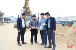 Tạo cú hích đưa Khu du lịch Thiên Cầm vào giai đoạn phát triển mới