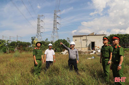 Công an Hà Tĩnh hỗ trợ thi công dự án đường dây 500 kV mạch 3