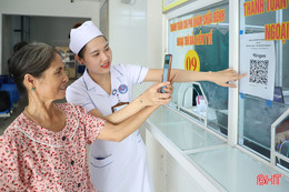 Thanh toán viện phí online: Mục tiêu 50% tổng thu còn nhiều thách thức!