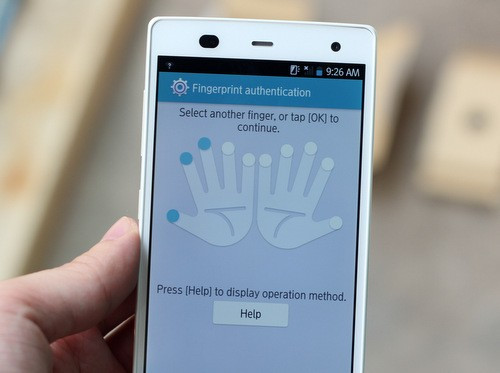 Máy hỗ trợ nhận diện tới cả 10 ngón.