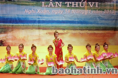 Trường THCS Hoa - Liên với tiết mục “Bài ca dâng Bác”